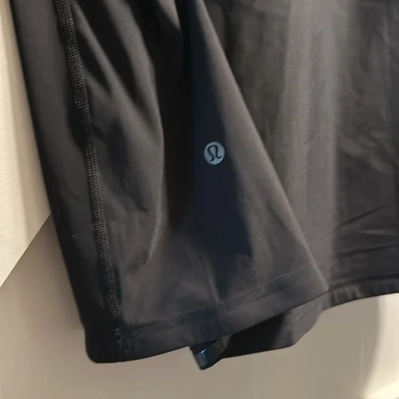 NWT Vital Drive Training Long Sleeve - Picture 6 of 6